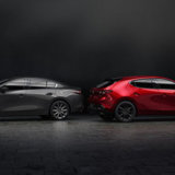 新型Mazda3が世界初公開!! マツダ 魁 CONCEPTとの違いは??